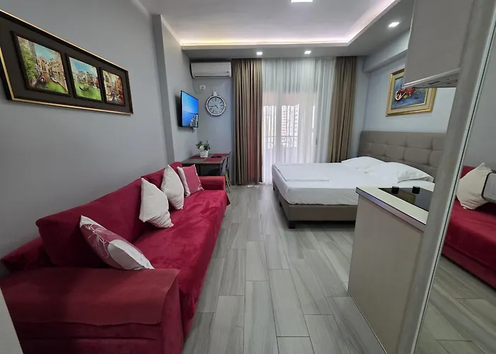 Bes' Marina * Vlorë