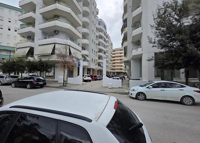 Bes' Marina Apartment